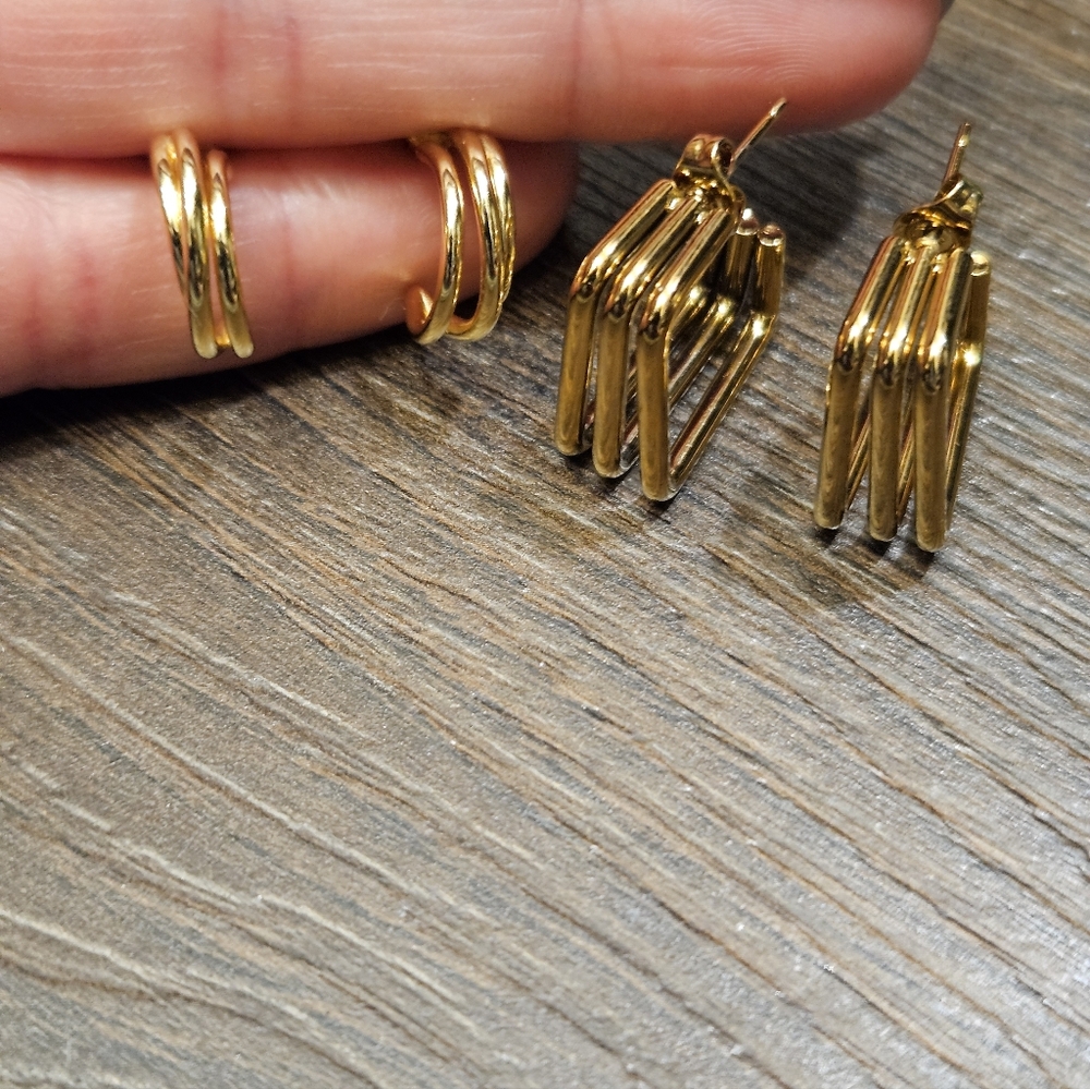 Triple Loop Earring - Set Small And Medium Huggies - image 7